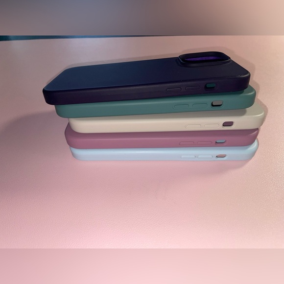 IPHONE 14 PRO MAX BUNDLE SET 5 PHONE CASES EXCELLENT CONDITIONS - Picture 5 of 6